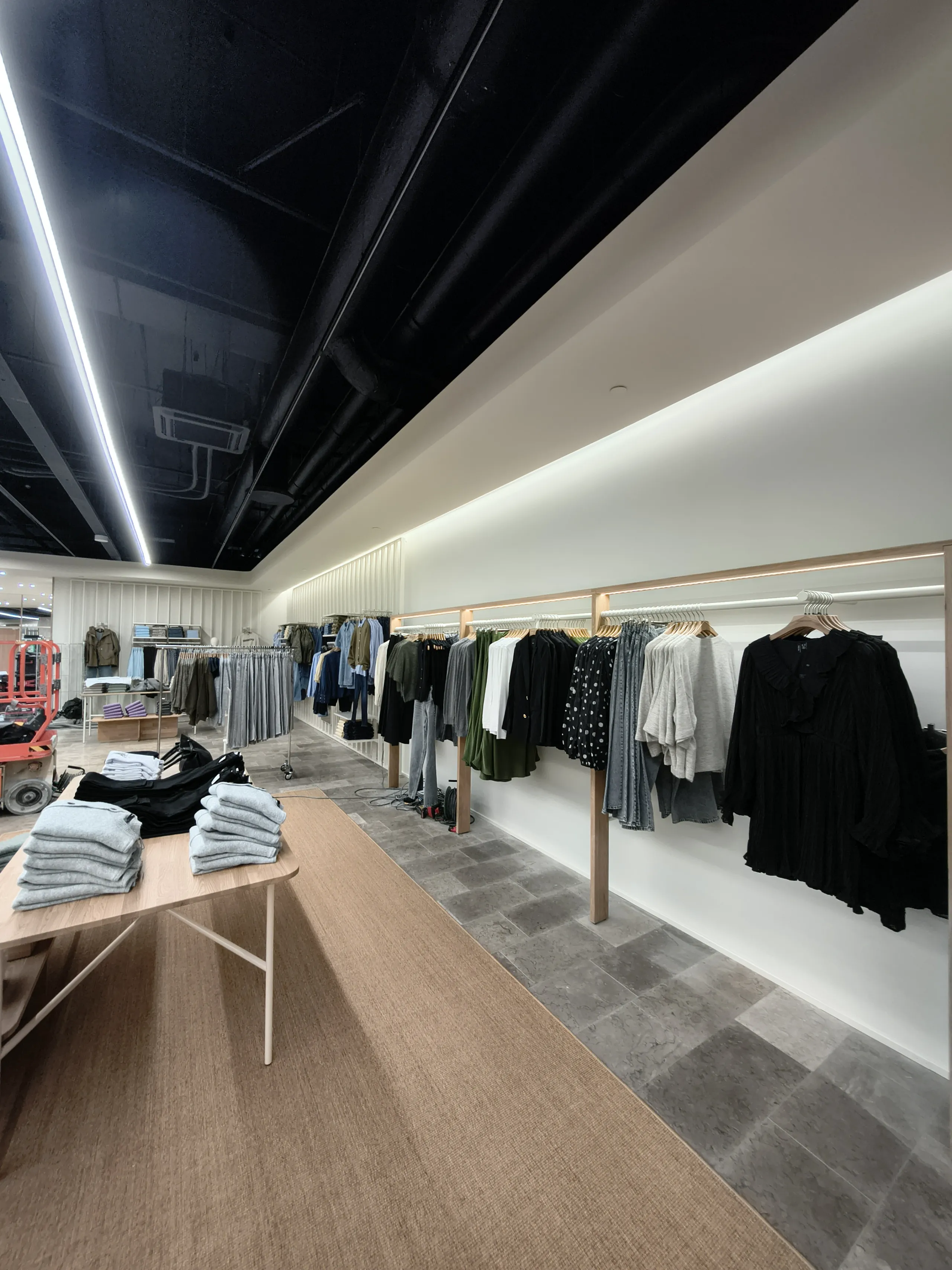 Moderne detailbutik med stilrent design